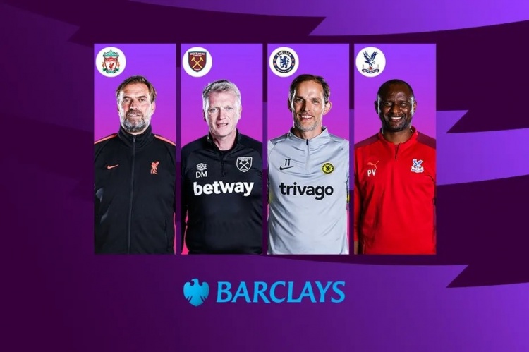 的表现感到 的表现感到