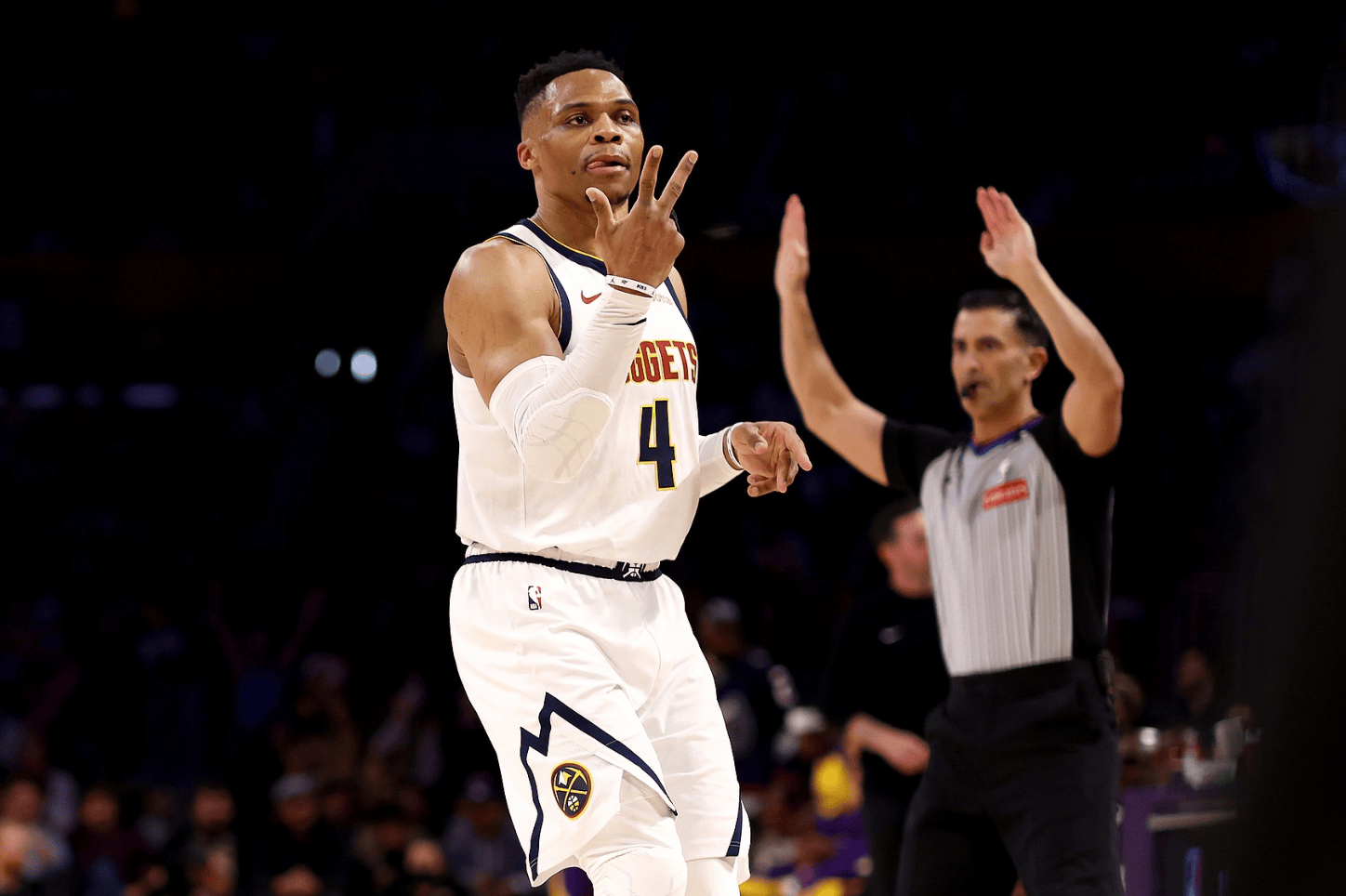 与前插的边 与前插的边