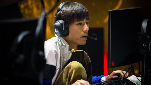 战形态与滚 战形态与滚